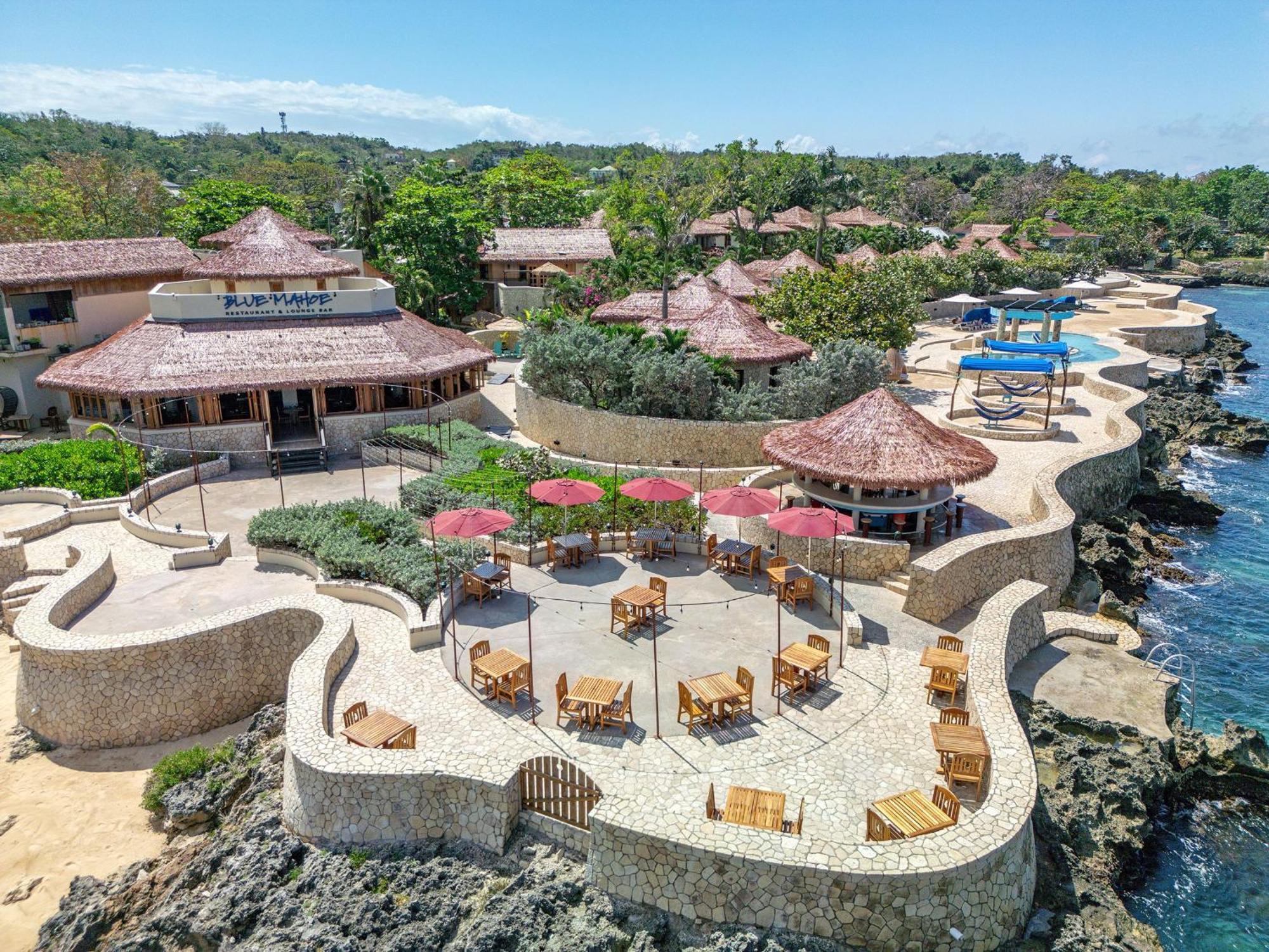 Ocean Cliff Hotel Negril Limited - Adults Only Bagian luar foto