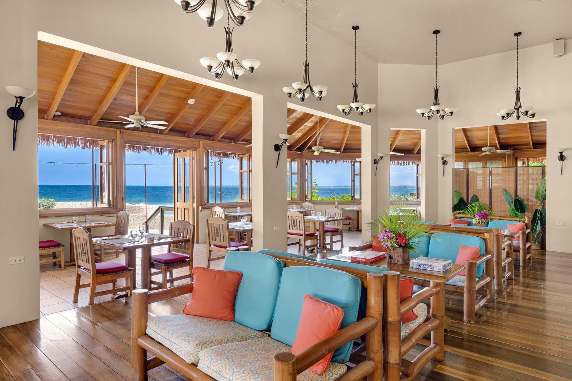 Ocean Cliff Hotel Negril Limited - Adults Only Bagian luar foto