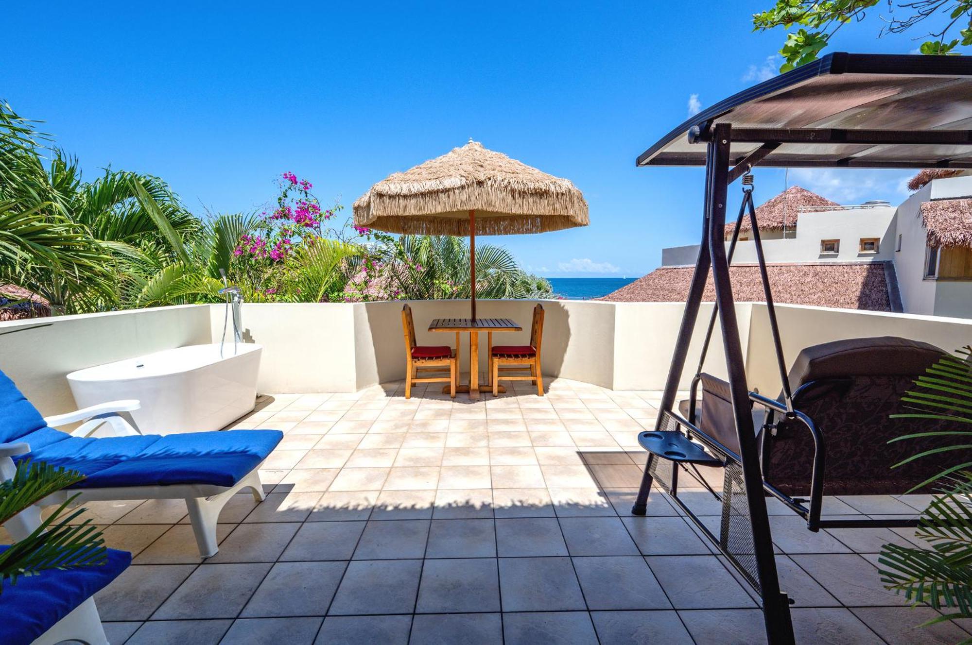Ocean Cliff Hotel Negril Limited - Adults Only Bagian luar foto